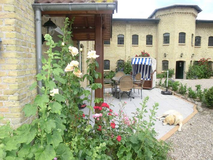 Ferienhaus für 7 Personen, mit Terrasse und Whirlpool sowie Garten und Sauna in Pommerby