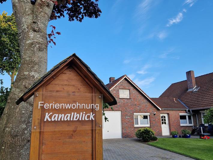 Ferienwohnung für 4 Personen, mit Terrasse und Garten in Uplengen