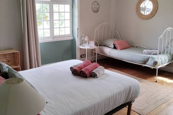 Chambre d’hôte pour 4 personnes, avec jardin à Jaunay-Clan - 4