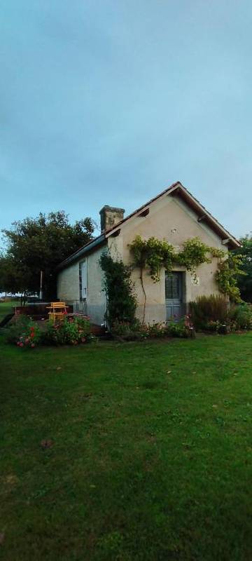 Gîte pour 2 personnes, avec jacuzzi ainsi que jardin et terrasse à Saint-Genest-d'Ambière