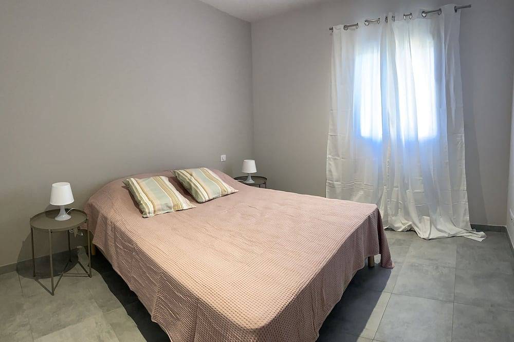 Modern Villa With Private Pool 10 Minutes From The Sea in Prunete, Cervione