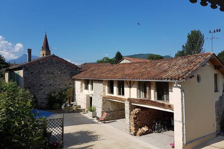Gîte pour 4 personnes, avec terrasse à Soueich