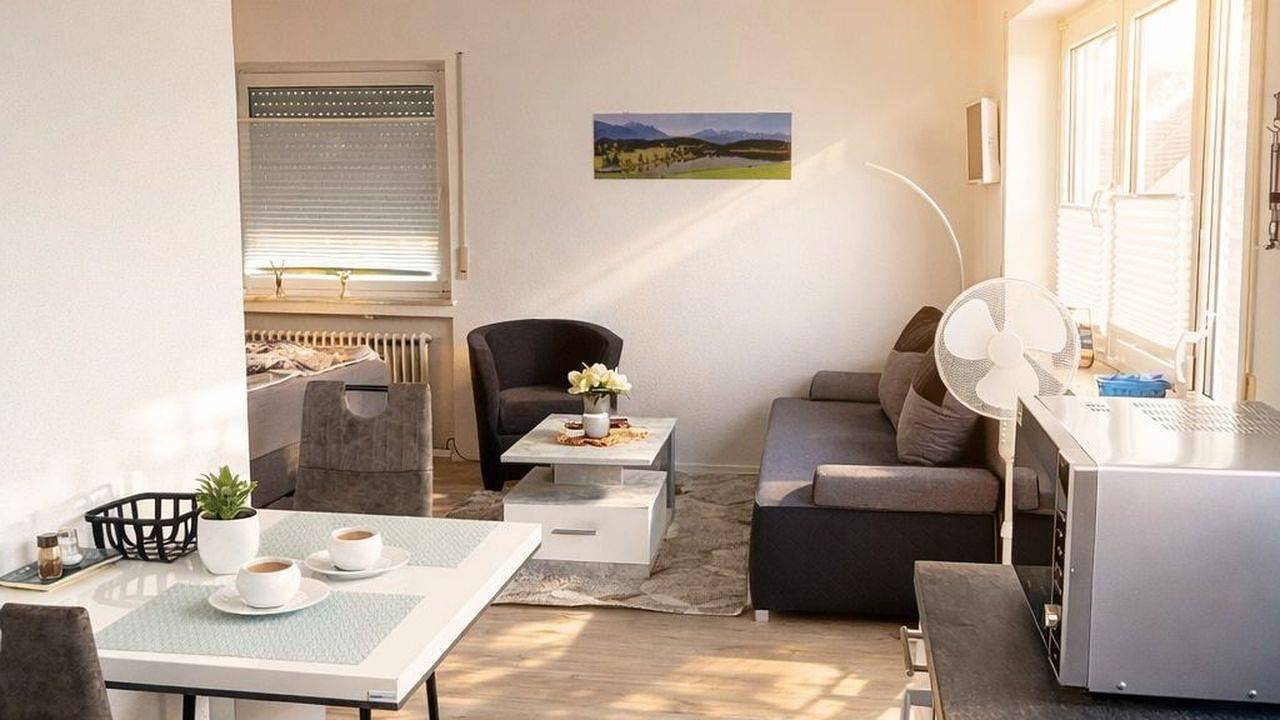 Ganze Ferienwohnung, Ferienwohnung für 2 Personen (50 m²) in Friedrichshafen in Friedrichshafen, Region Bodensee-Oberschwaben