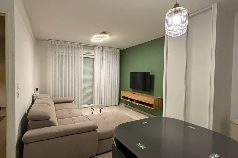 Entire apartment, Modern T2 apartment in Saint-Priest, Rhône