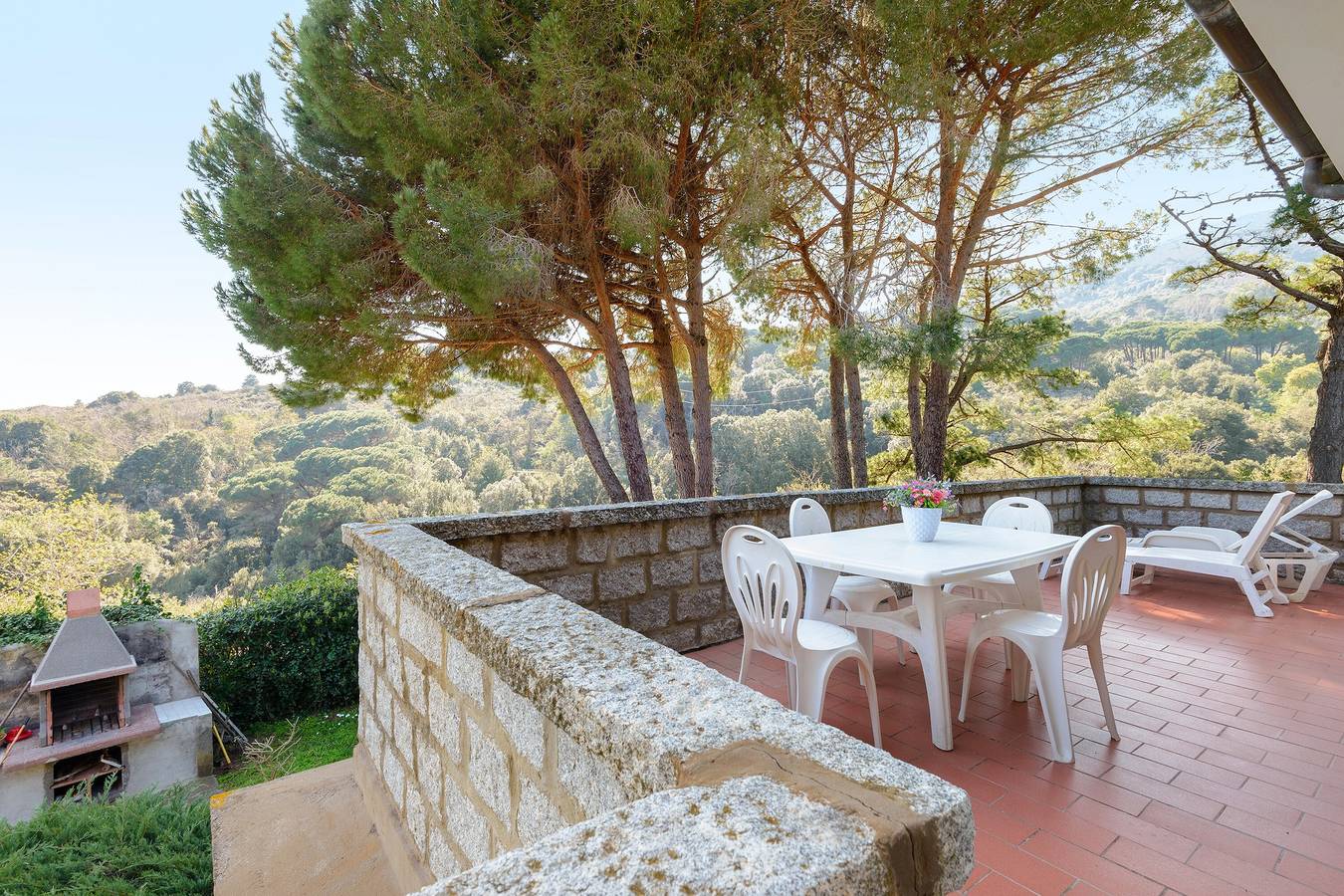 Ganze Wohnung, Apartment „Unit 1“ mit Meerblick, Wlan und Klimaanlage in Campo nell'Elba, Elba