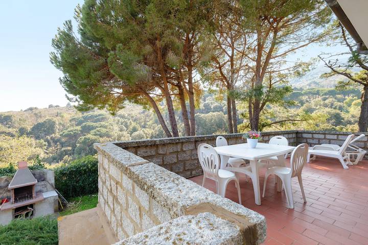 Ganze Wohnung, Apartment „Unit 1“ mit Meerblick, Wlan und Klimaanlage in Campo nell'Elba, Elba