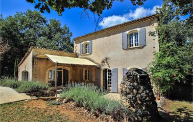 Ferienhaus für 8 Personen, mit Pool und Garten sowie Terrasse in Apt