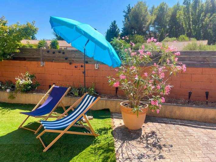 Ferienwohnung für 4 Personen, mit Terrasse und Garten in Saint-Jean-de-Fos