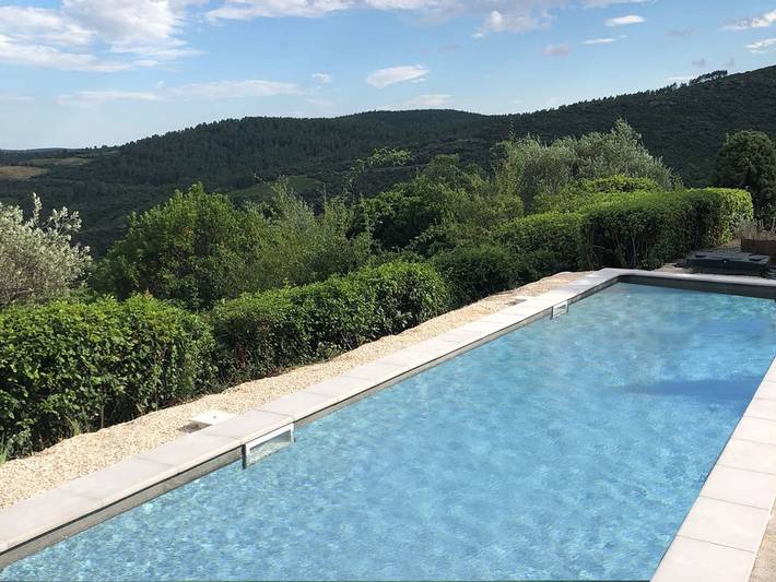 Location de vacances pour 8 personnes, avec jardin et piscine, animaux acceptés à Berlou - 2