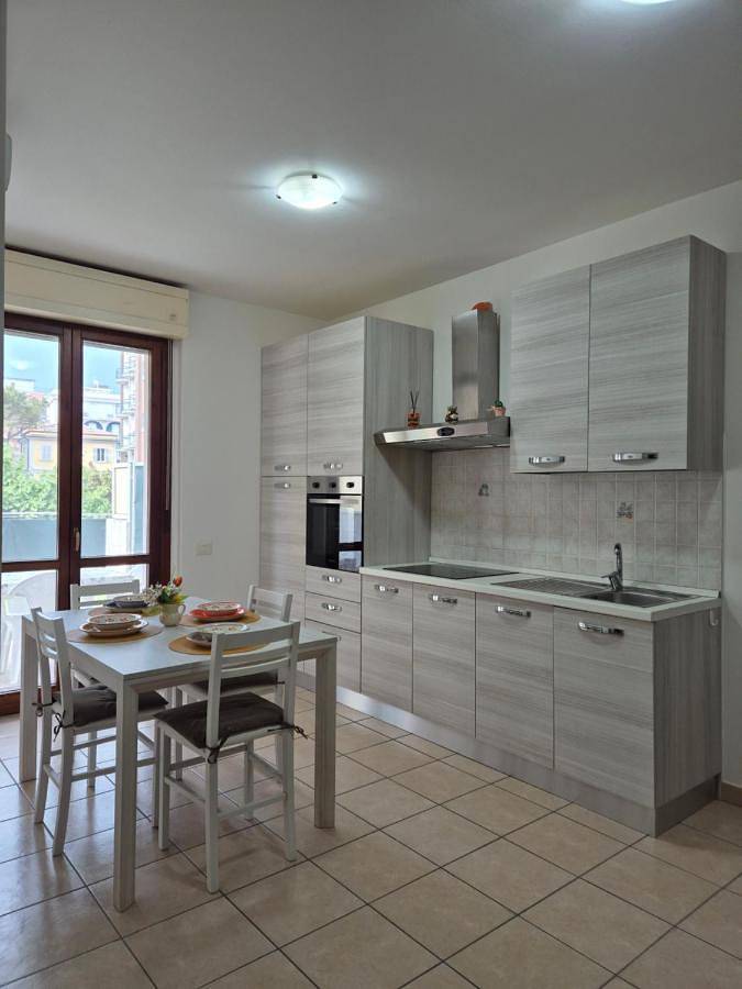Appartamento per 4 persone, con Giardino a Grottammare