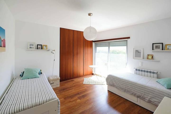 Villa avec piscine privée et jardin - Praia do Meco - Wifi gratuit in Praia do Meco, Sesimbra (Castelo)