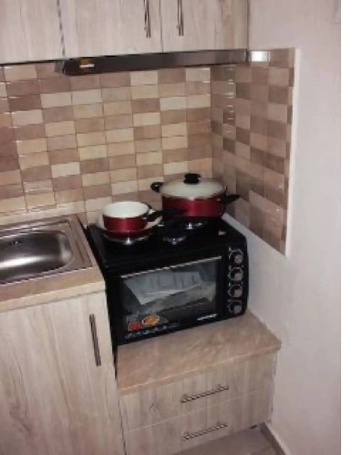 Entire apartment, Amazing Studio 11 minutes wak from Center in Thessaloniki region
