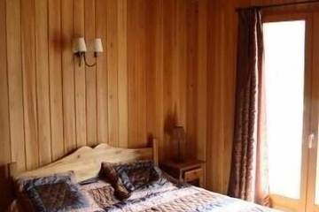 Chalet pour 14 Personnes dans La Chapelle-d'Alagnon, Massif central, Photo 1