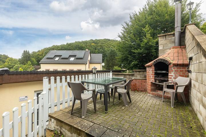 Ferienhaus für 27 Personen, mit Garten in der Südeifel - 2