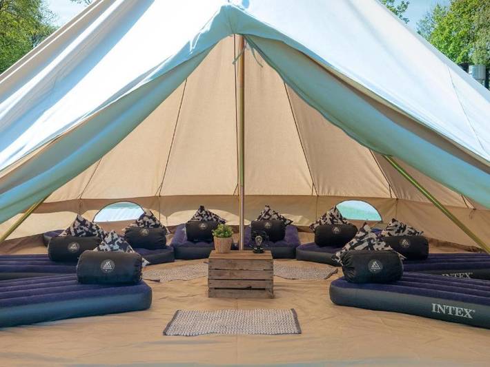 Camping für 10 Personen, mit Garten und Terrasse in München - 4