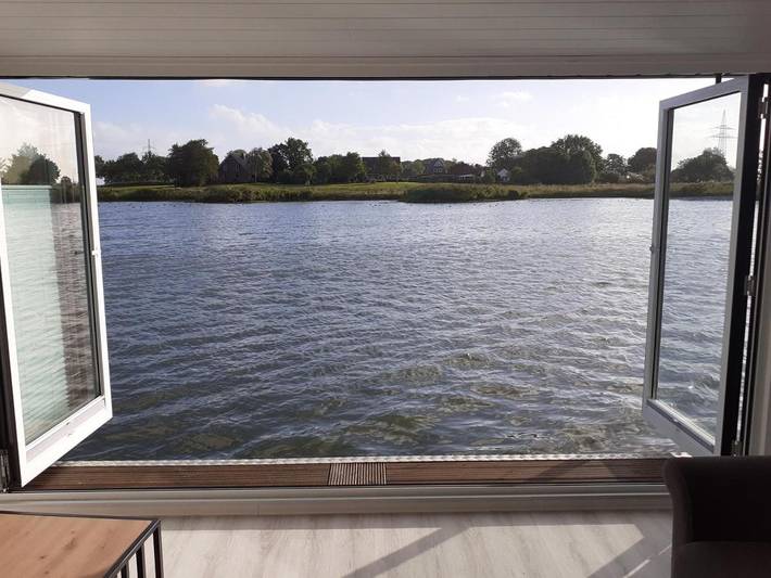 Boot für 4 Personen, mit Ausblick und Seeblick sowie Terrasse, mit Haustier in Wangerland - 4
