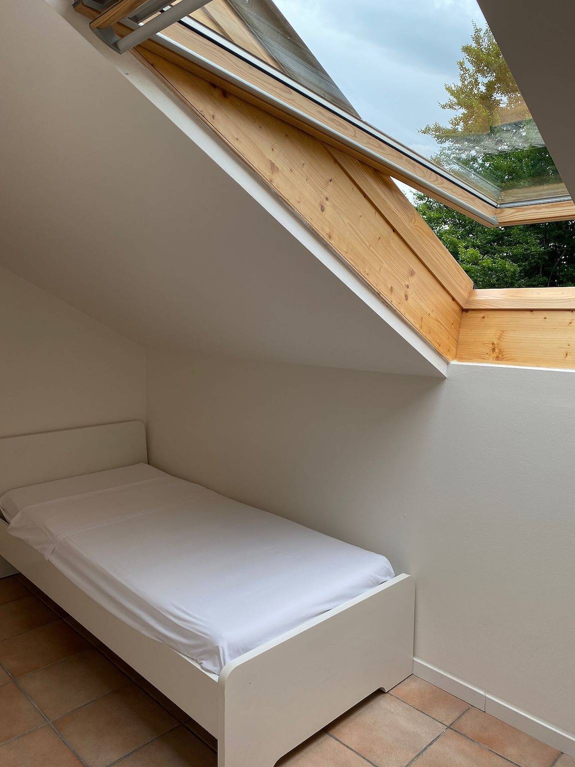 Appartement entier, Appartement 'La Mansarda' avec vue sur les montagnes, jardin partagé et climatisation in Feltre, Groupe Cimonega