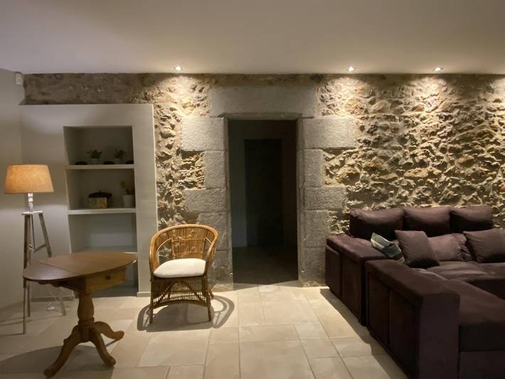 Casa rural para 9 personas, con Terraza y Piscina en Serra de Daró - 2