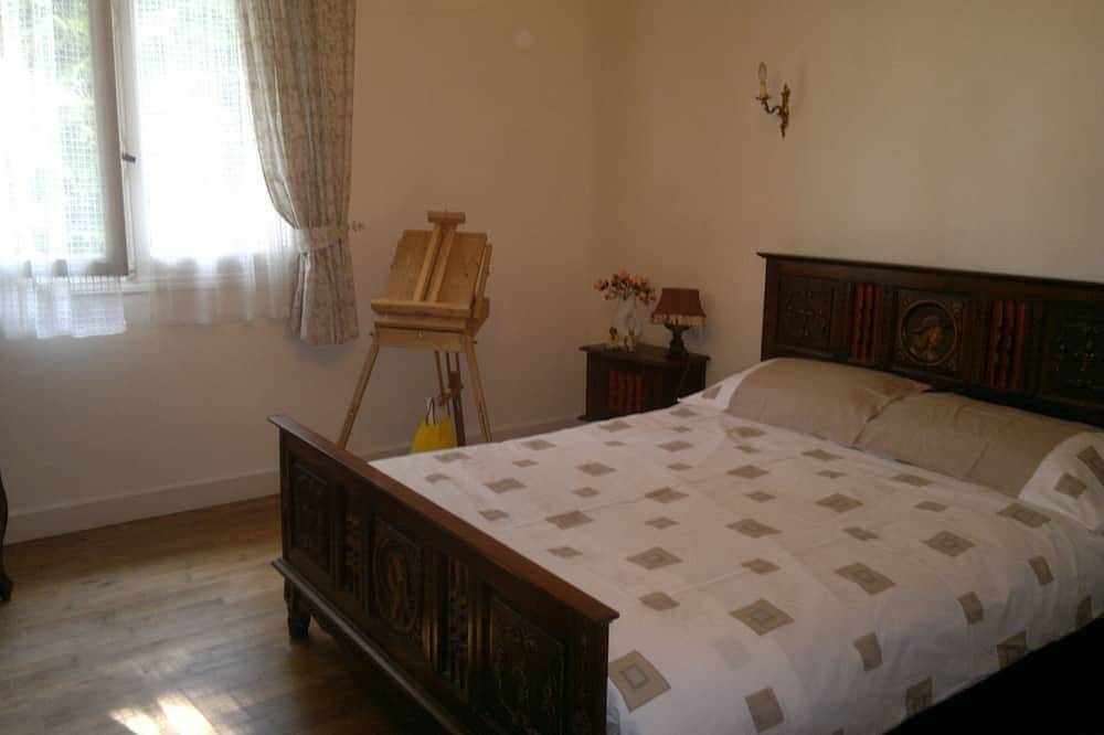 Casa con carácter in Pluvigner, Region de Lorient