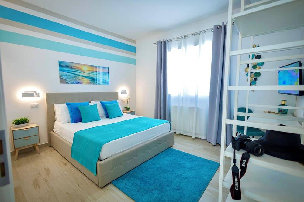 Golden Holiday Mare Villa with Pool in Terrasini, Province de Palerme