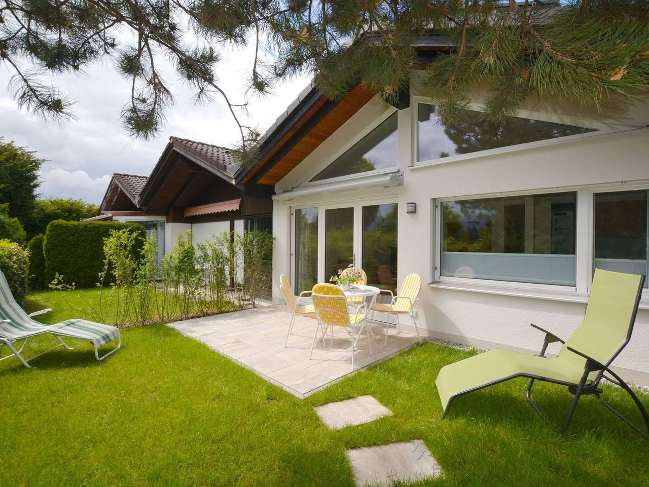 Haus Weitblick - Ferienhaus Weitblick: Sonniges, neu renoviertes Domizil in Seenähe ? direkt am Naturschutzgebiet in Prien, Prien am Chiemsee