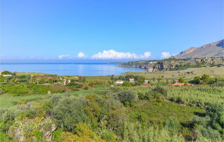 Apartamento vacacional entero, Apartamento con vistas al agua, terraza y aire acondicionado in Trappeto, Provincia de Palermo