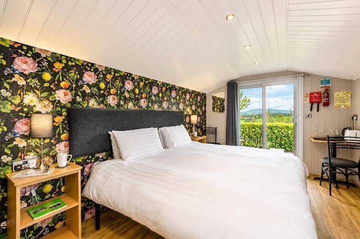 Glamping for 2 people in Forest of Bowland