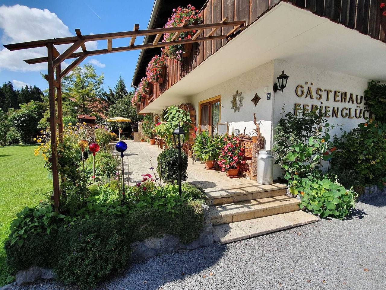 Ganze Ferienwohnung, Gästehaus Ferienglück - 3 gemütliche Ferienwohnungen - 2 Wendelstein in Fischbachau, Spitzingsee