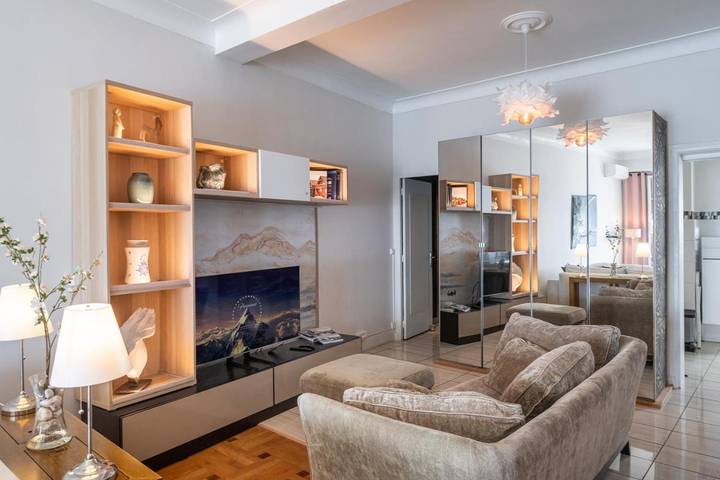 Gîte pour 4 personnes, avec vue et balcon dans Plage Fabron Bambou Nice - 3