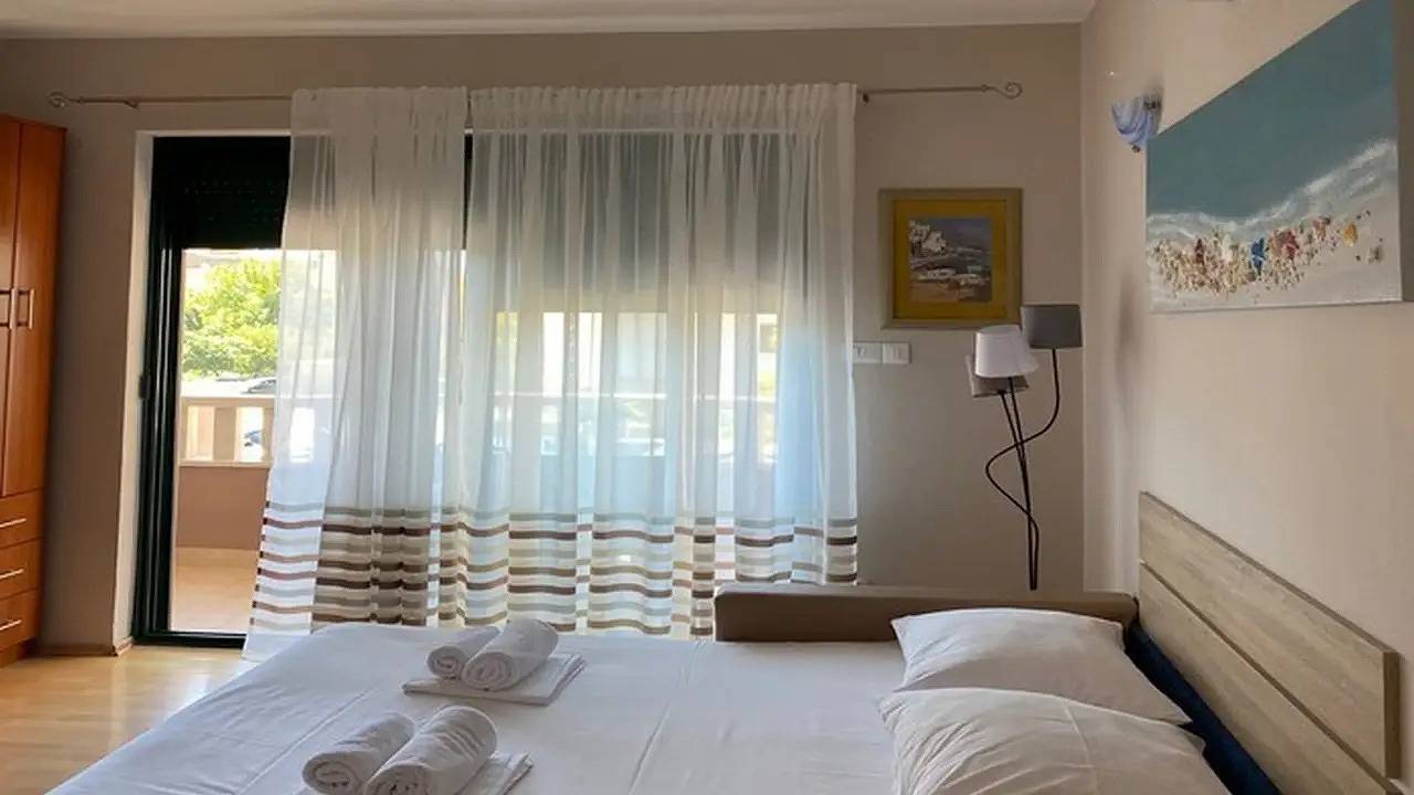 Hel ferieleilighet, Ferienwohnung für 4 Personen (30 m²) in Promajna in Promajna, Makarska Riviera