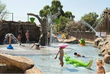 Location De Vacances pour 10 Personnes dans Torreilles, Région de Perpignan, Photo 3