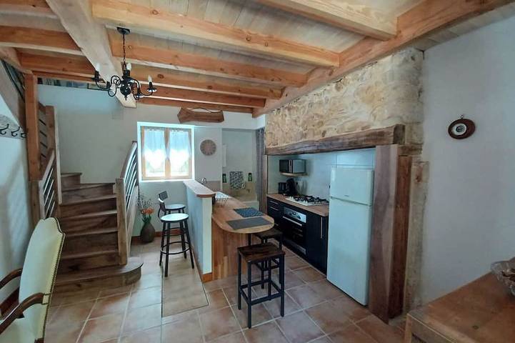 Location de vacances pour 2 personnes, avec jardin et terrasse à Payrignac - 4