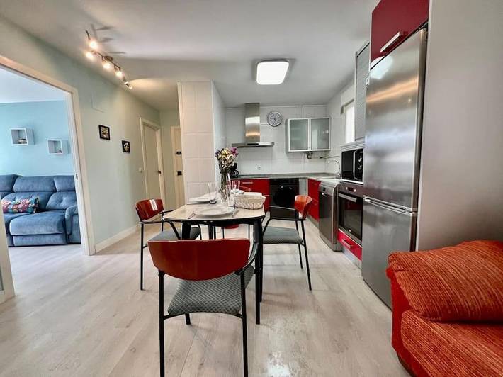 Apartamento de vacaciones para 4 personas, con balcón y vistas - 1