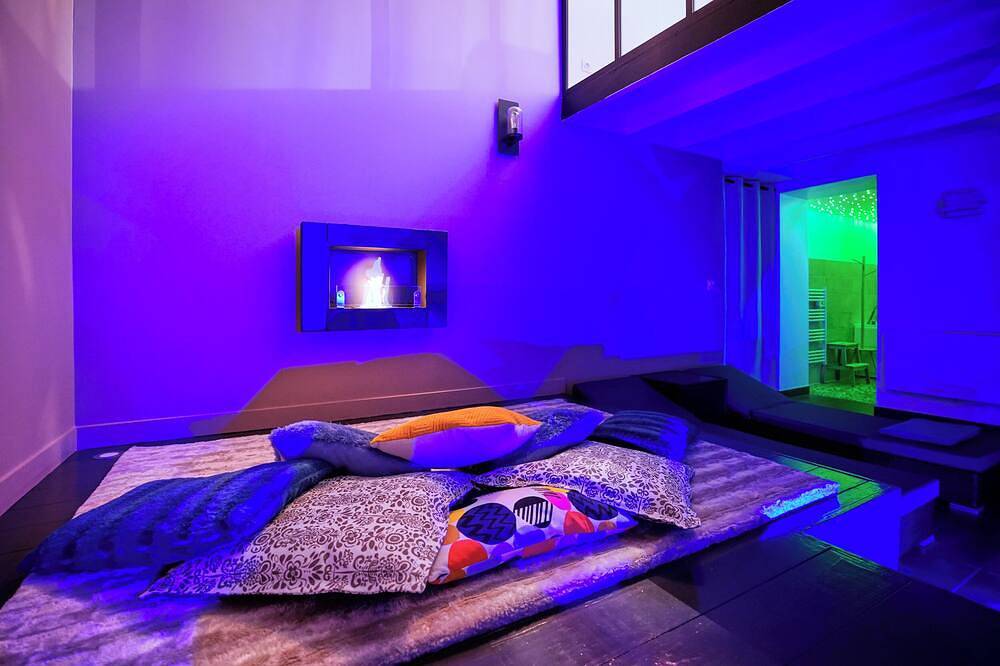 Entire apartment, L'Eden d'Aphrodite, Grenoble's oldest and highest-rated Love Room in Grenoble, Isère