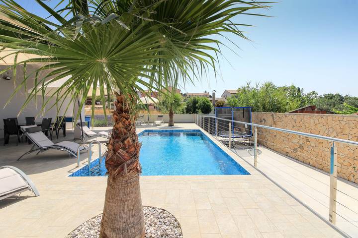 Villa für 8 Personen, mit Garten und Pool sowie Terrasse, mit Haustier in Pula - 3