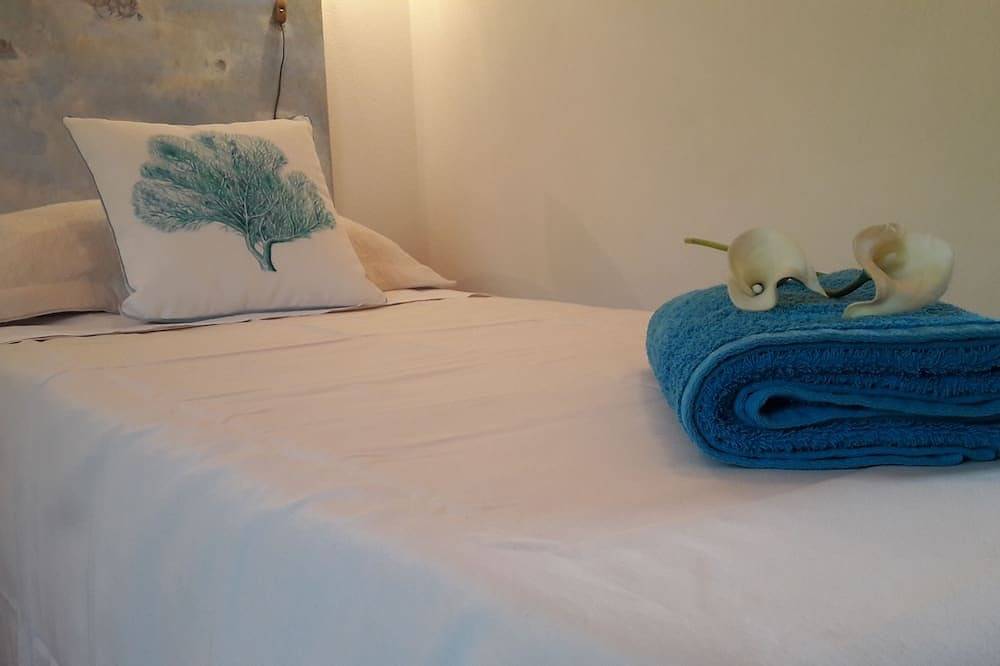 Ganze Wohnung, Elegante Villa mit Blick auf Cala Sinzias (P5833) in Cala Sinzias, Cagliari Provinz