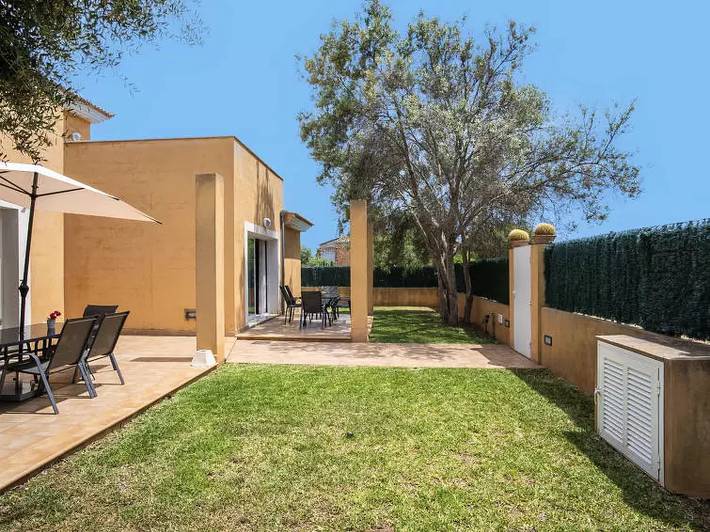 Ferienhaus für 12 Personen, mit Terrasse und Garten sowie Pool in Sa Coma - 4