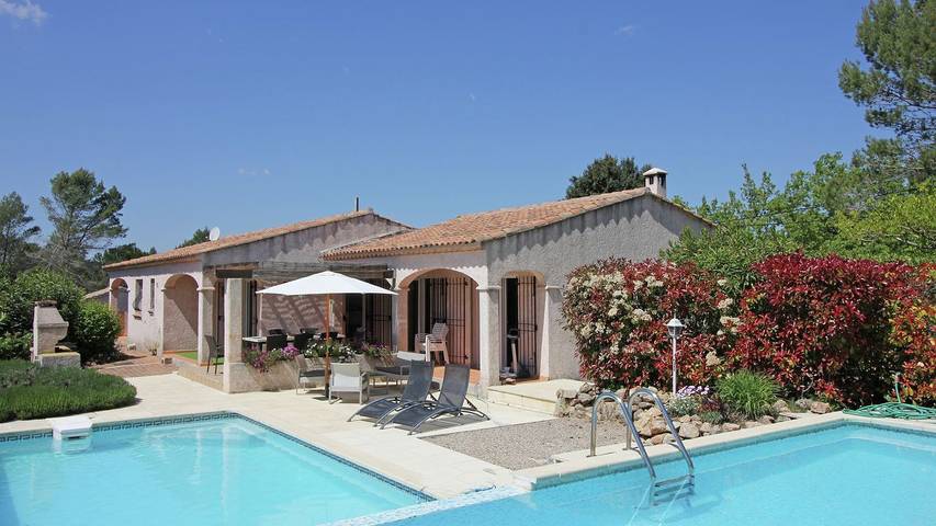 Chalet para 8 personas, con jardín además de piscina y terraza, Se admiten mascotas - 1