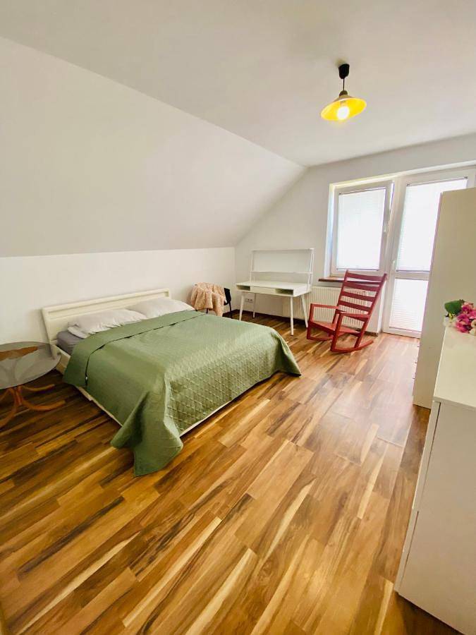Apartament wakacyjny dla 2 osób, z widok i taras w Nowy Sącz