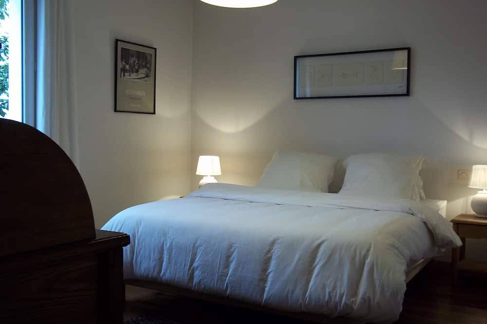 Magnificent contemporary Basque house with pisicine in a green setting in Ustaritz, Region de Bayona