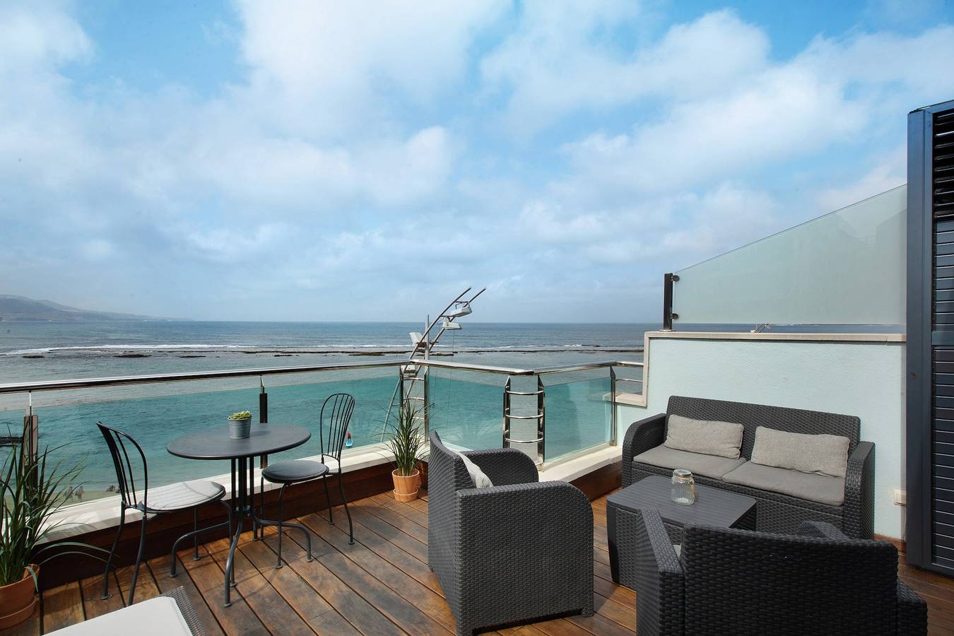 Appartement entier, Superbe appartement en bord de mer avec vue sur mer et Wi-Fi. in Las Palmas de Gran Canaria Centre, Las Palmas de Gran Canaria