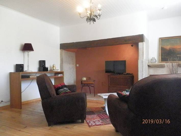 Gîte pour 6 personnes, avec jardin ainsi que piscine et balcon à Salles-la-Source - 3