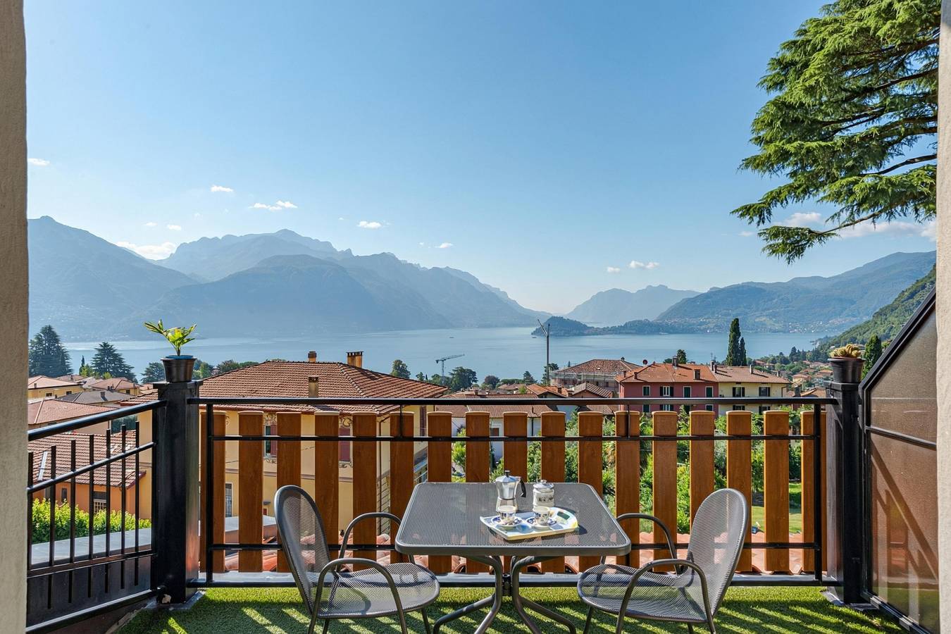 Entire apartment, Co.Ri. Appartamenti 5 in Comune di Menaggio, Lake Como