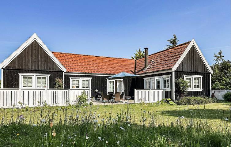 Ferienhaus für 7 Personen, mit Whirlpool und Garten sowie Terrasse und Sauna