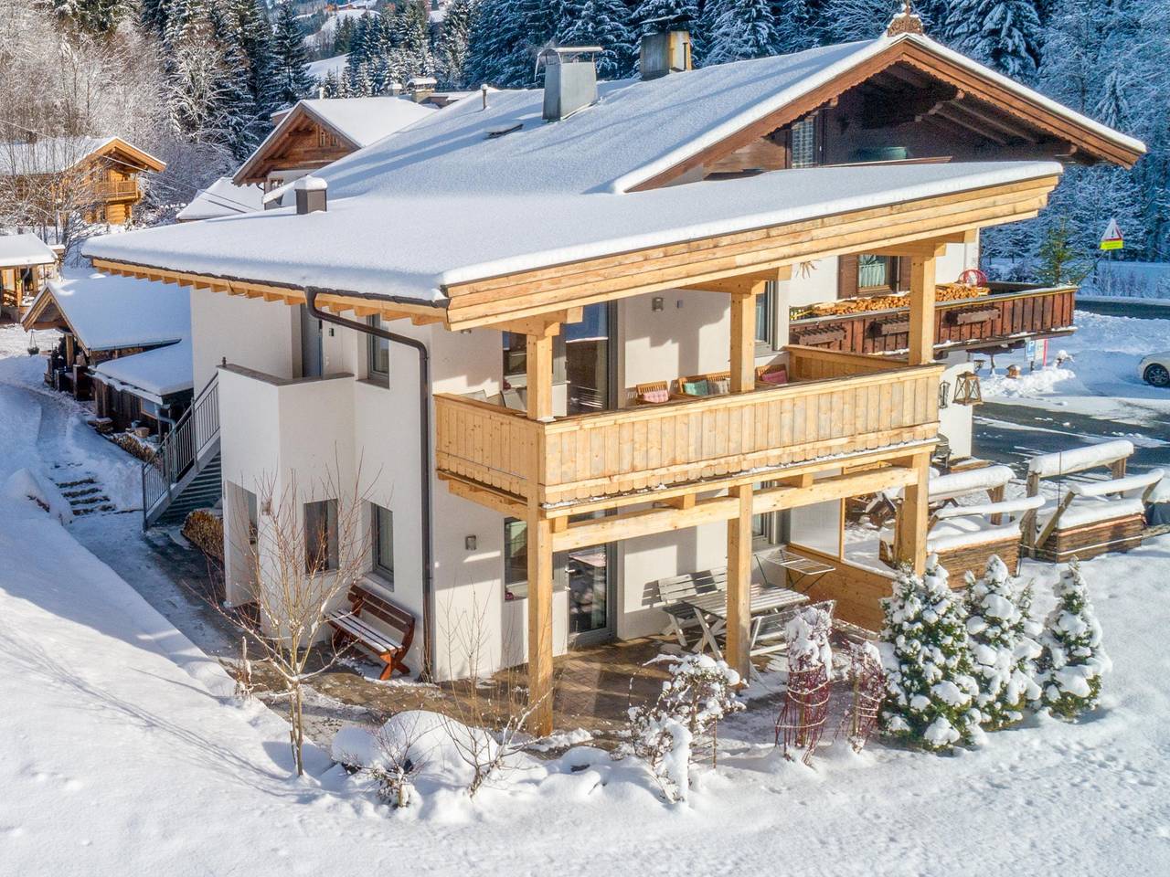 Ganze Wohnung, Modernes Apartment, nur 450m zum Skilift in Kirchberg in Tirol, Kitzbüheler Alpen