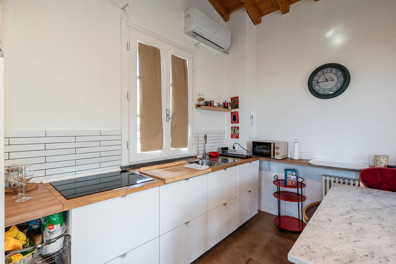 Casa vacanze 'Dulù - Luminoso Spazio' con giardino condiviso, balcone e Wi-Fi in Capannori, Provincia di Lucca
