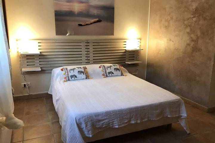 Location de vacances pour 4 personnes, avec terrasse et jardin à La Bouilladisse - 3