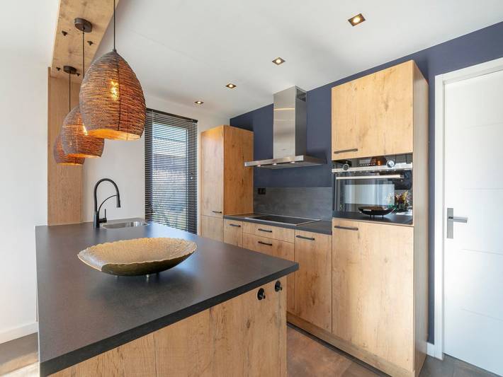 Ferienhaus für 10 Personen, mit Terrasse und Garten, kinderfreundlich in Julianadorp - 4