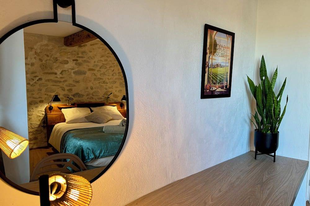 Au Jasmin, gîte for 6 to 8 people in Drôme provençale - conviviality guaranteed! in Mirabel-aux-Baronnies, Nyons und Umgebung