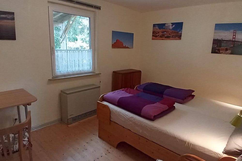 Ferienhaus Edenhofer - 8-Bett-Ferienhaus in Esch, Vulkaneifel